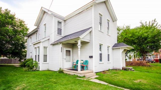 $43,500 Bright renovated duplex in Toledo, Ohio. Net Yield 20.32%