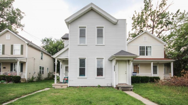 $43,500 Bright renovated duplex in Toledo, Ohio. Net Yield 20.32%